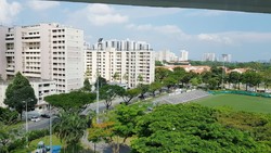 Blk 322A Jurong East Street 31 (Jurong East), HDB Executive #174858692